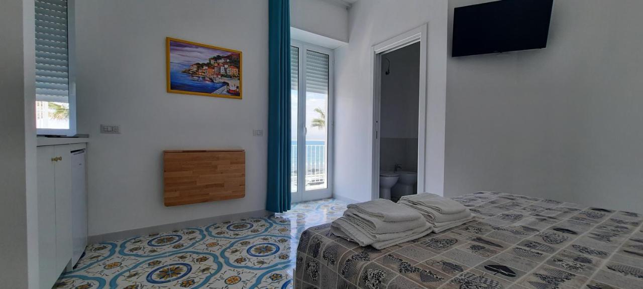 B & Beach Agropoli Exteriör bild