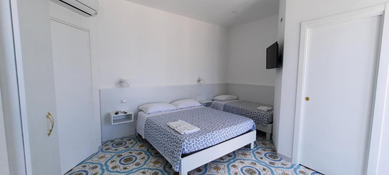 B & Beach Agropoli Exteriör bild