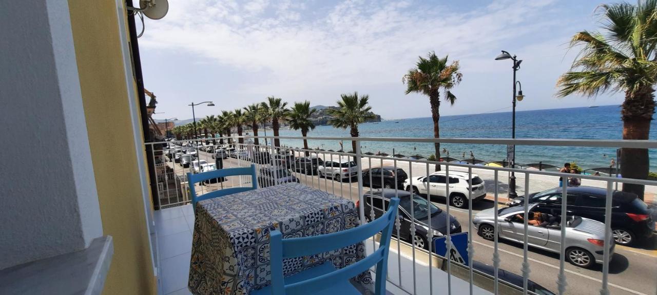 B & Beach Agropoli Exteriör bild