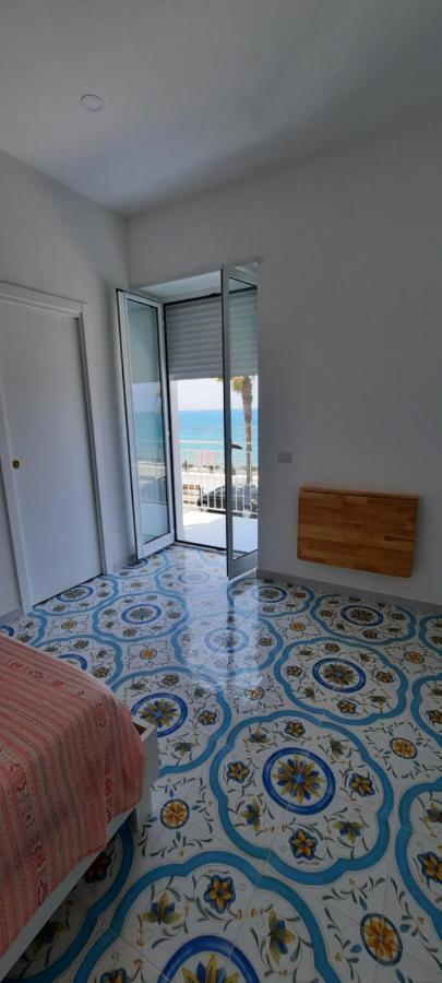B & Beach Agropoli Exteriör bild