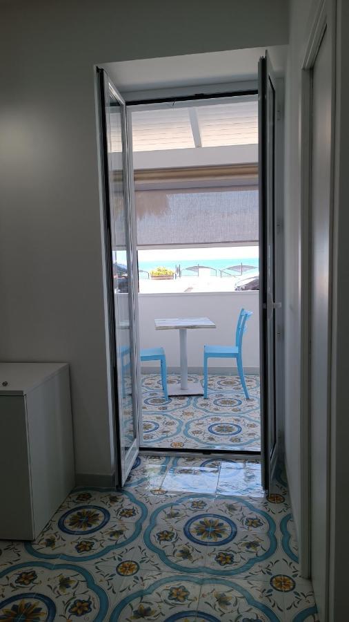 B & Beach Agropoli Exteriör bild