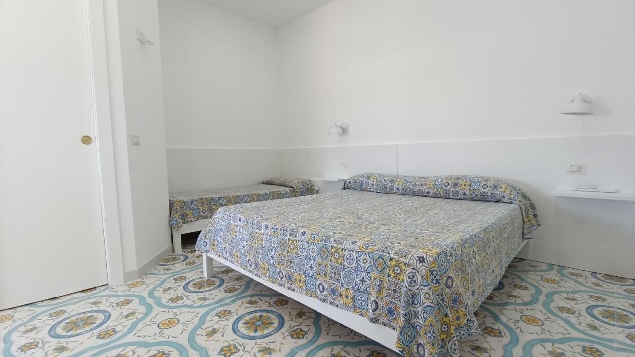 B & Beach Agropoli Exteriör bild